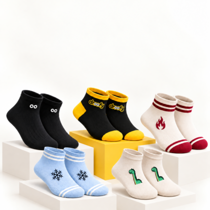 5 pairs of socks